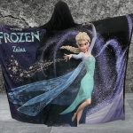 Hooded Blanket (Frozen)